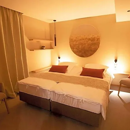 Hotel B-lodge Boutique 3*